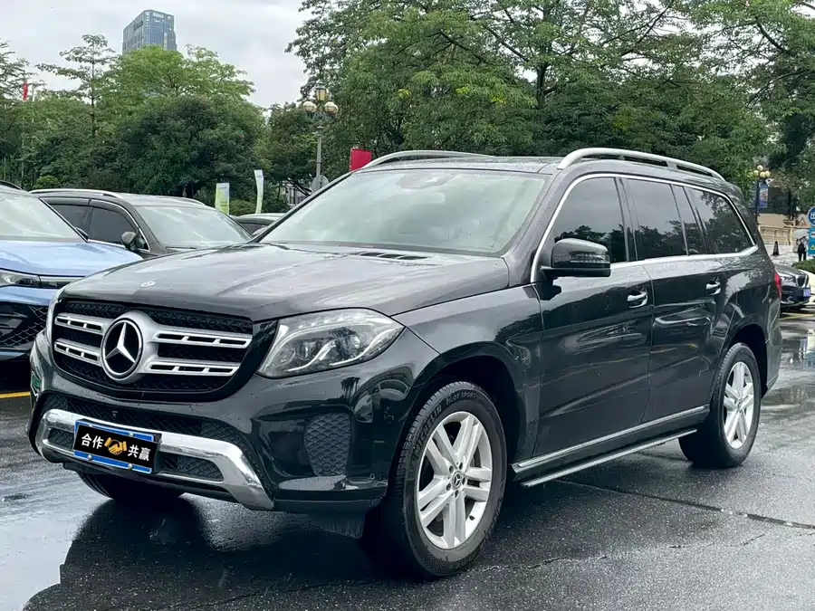 Mercedes Benz GLS