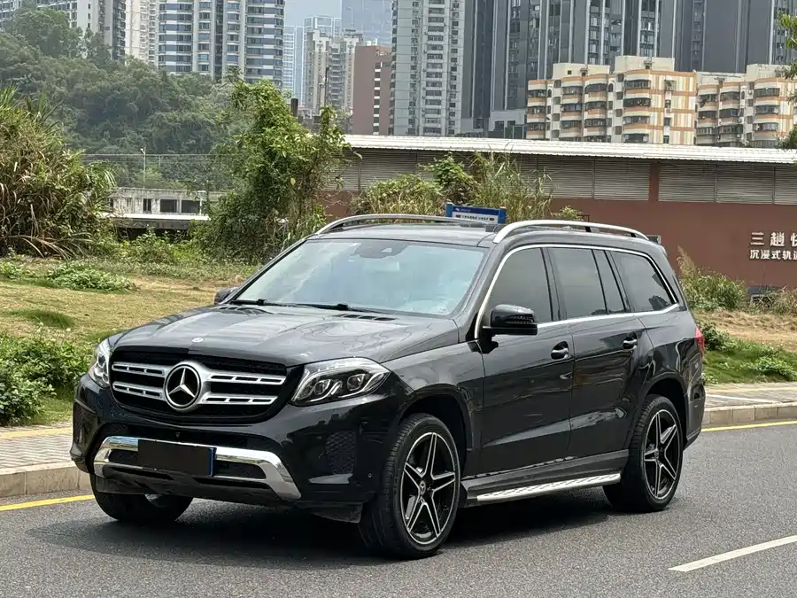 Mercedes Benz GLS
