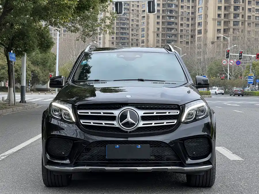 Mercedes Benz GLS