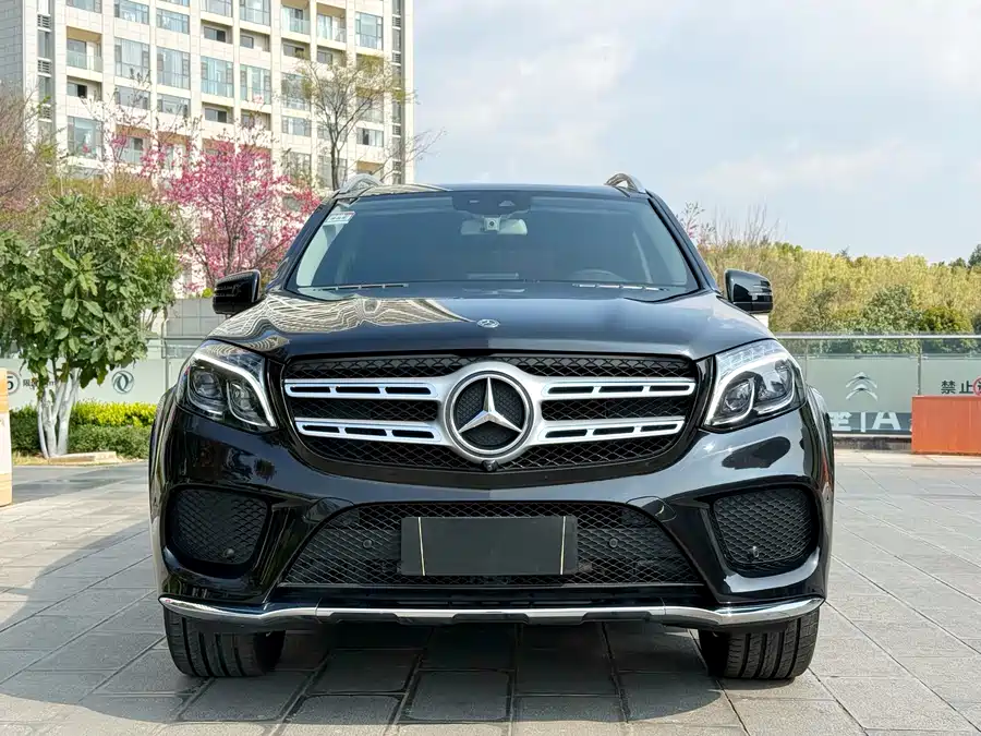 Mercedes Benz GLS
