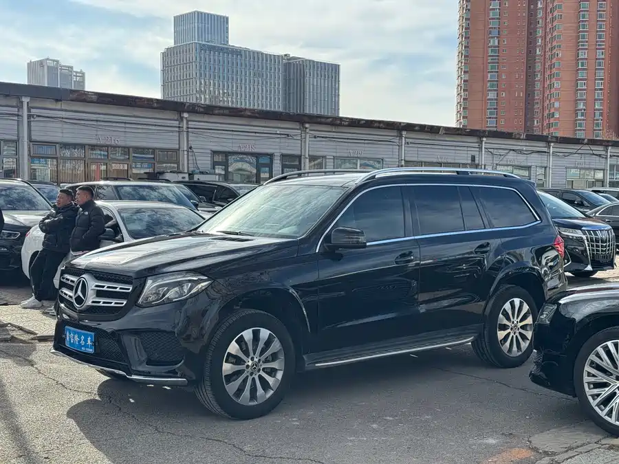 Mercedes Benz GLS