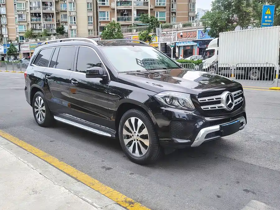 Mercedes Benz GLS