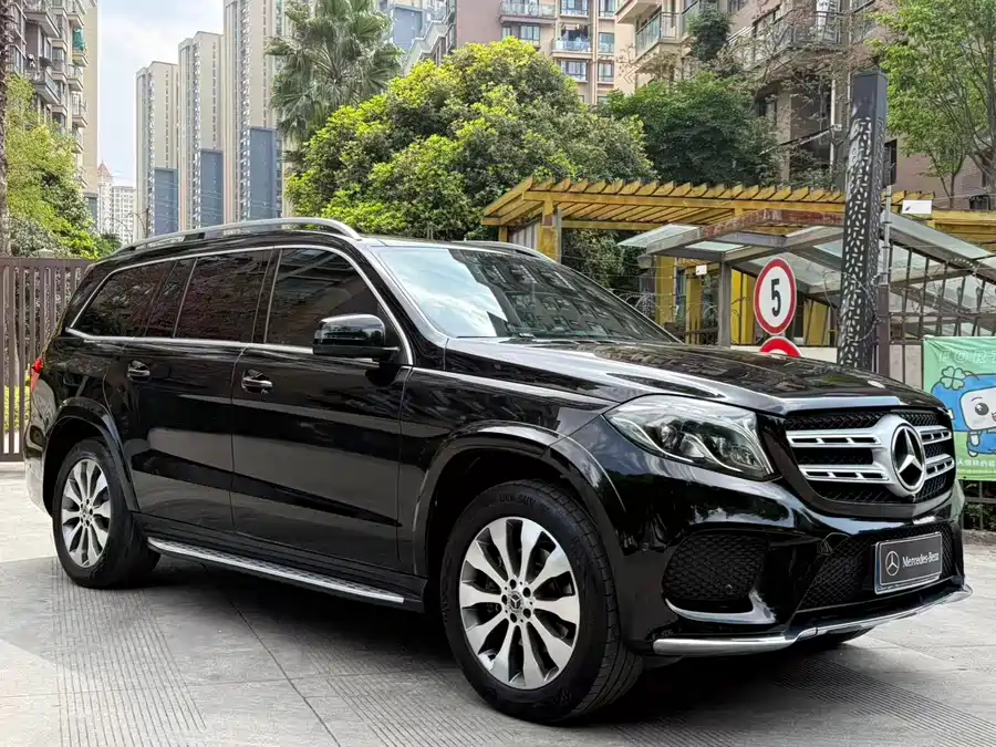 Mercedes Benz GLS