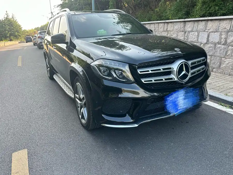 Mercedes Benz GLS