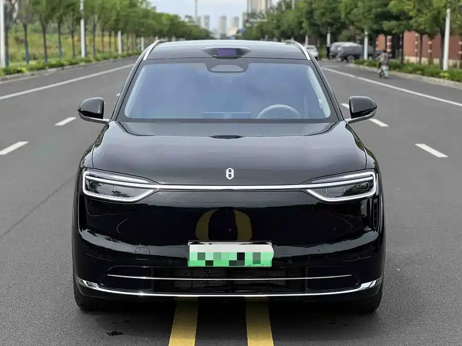 AITO Wenjie M7