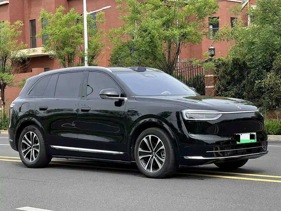 AITO Wenjie M7