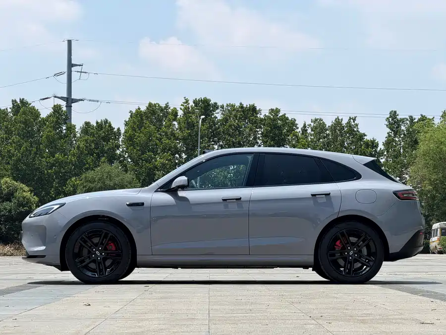 AITO Wenjie M5