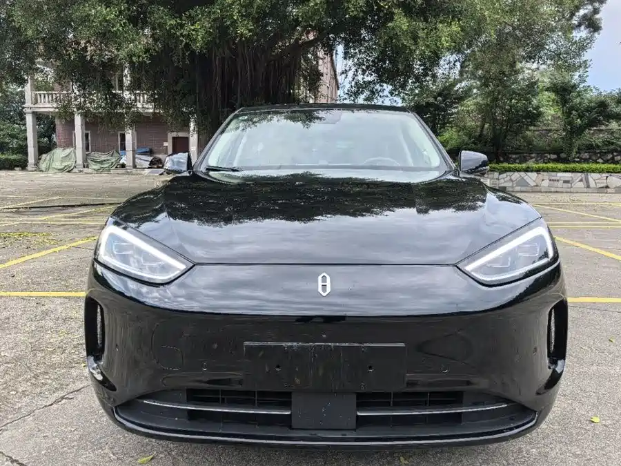 AITO Wenjie M5