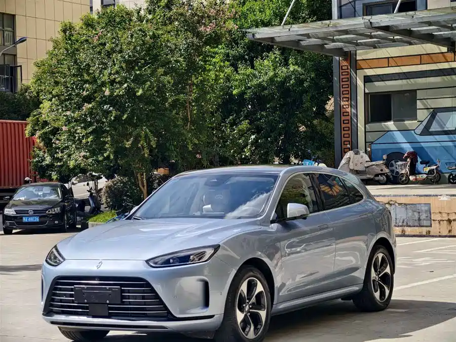 AITO Wenjie M5