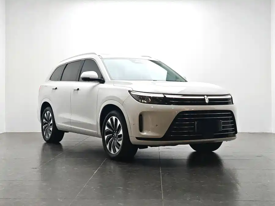 AITO Wenjie M7