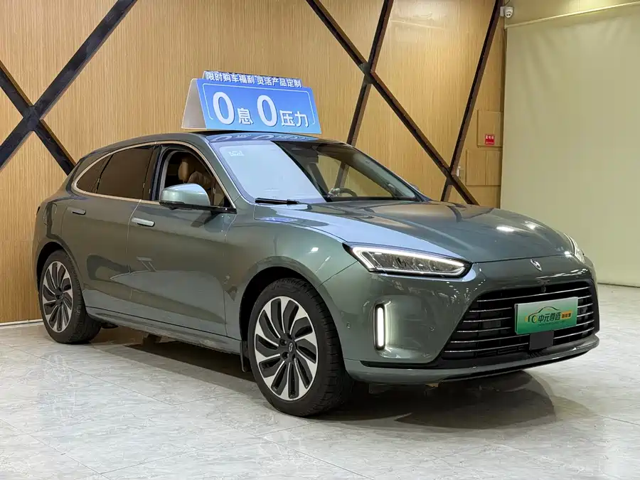AITO Wenjie M5