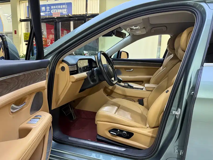 AITO Wenjie M5