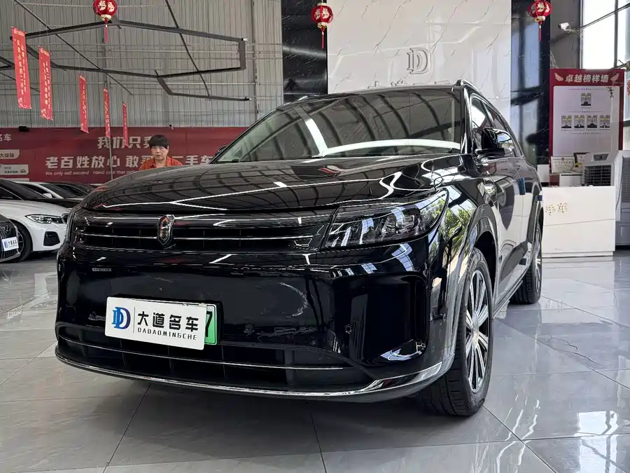 AITO Wenjie M7
