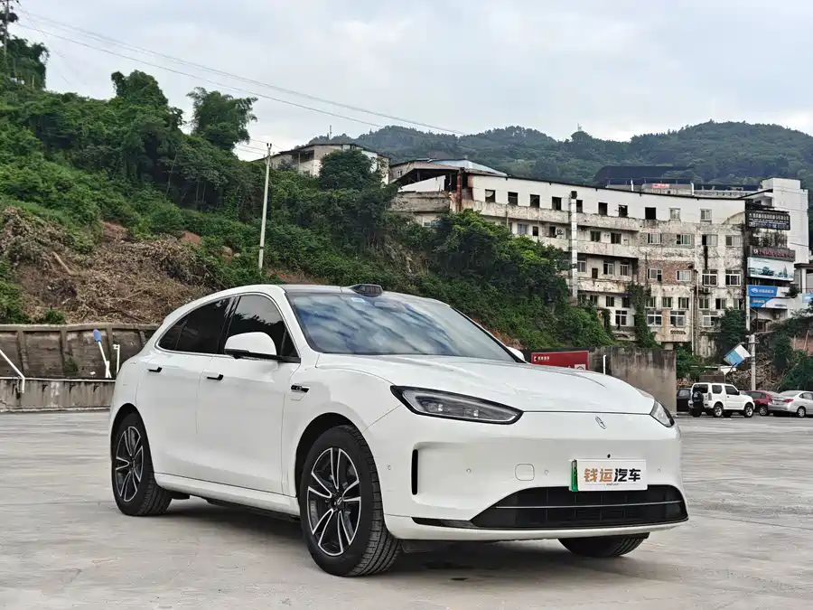 AITO Wenjie M5