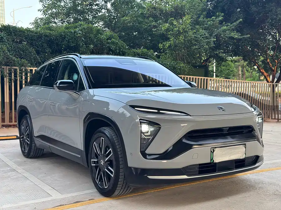 NIO ES6