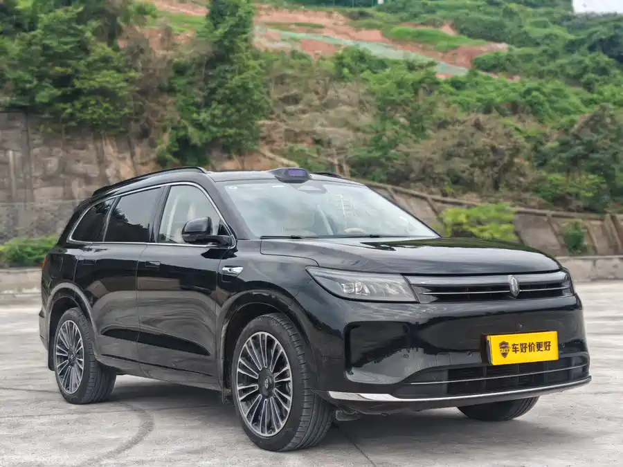 AITO Wenjie M7