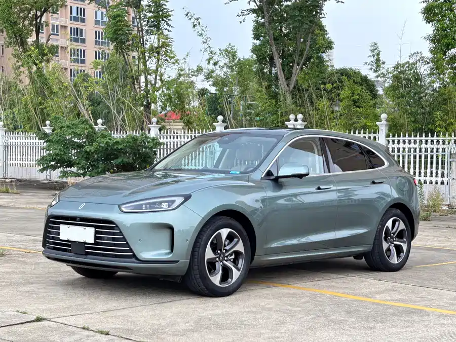 AITO Wenjie M5