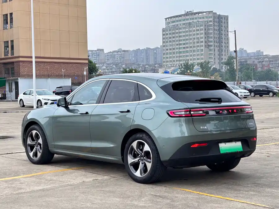 AITO Wenjie M5