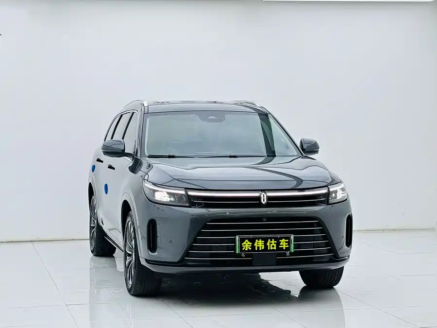 AITO Wenjie M7