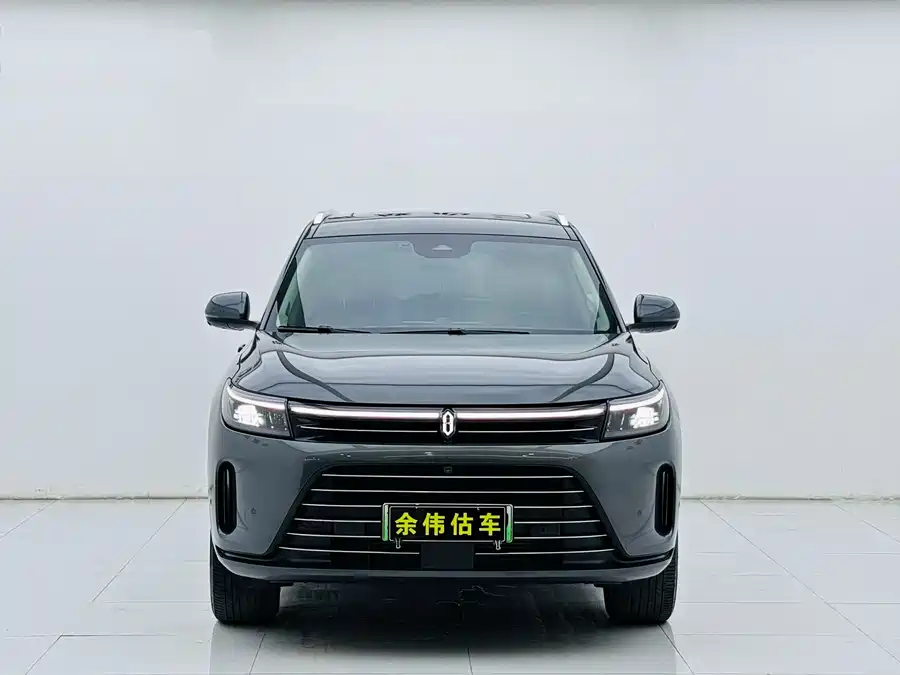 AITO Wenjie M7