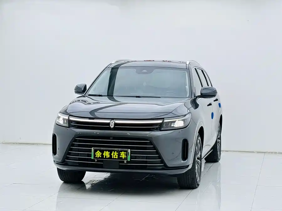 AITO Wenjie M7