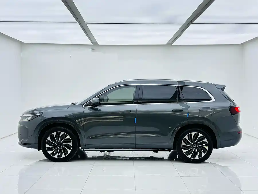 AITO Wenjie M7