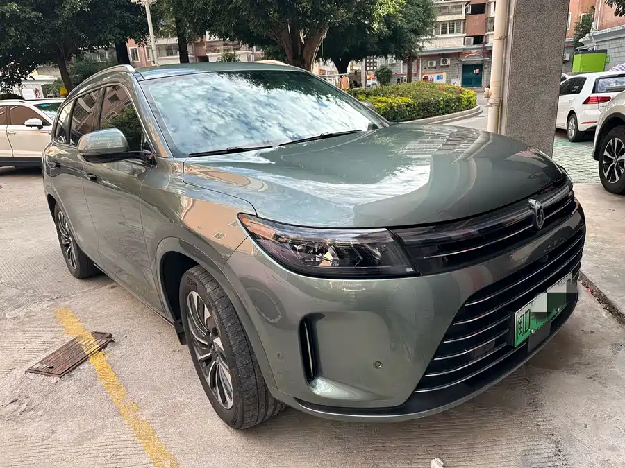 AITO Wenjie M7