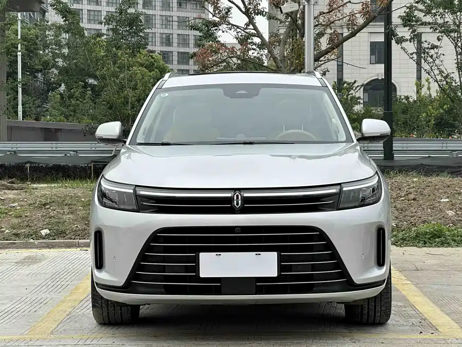 AITO Wenjie M7