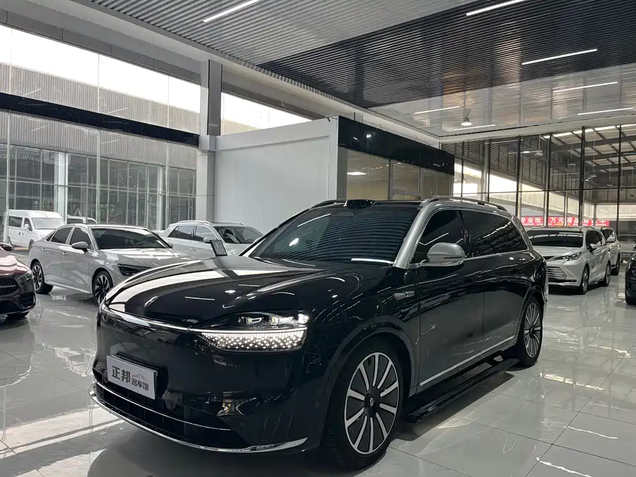 AITO Wenjie M9