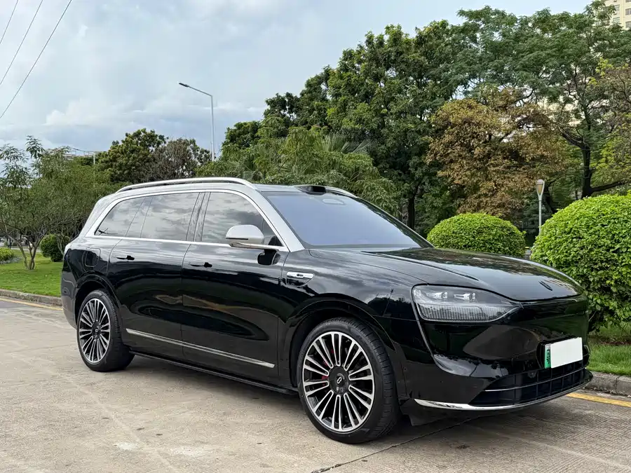 AITO Wenjie M9