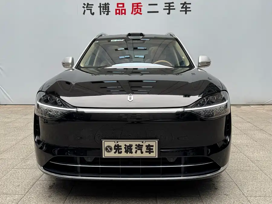 AITO Wenjie M9