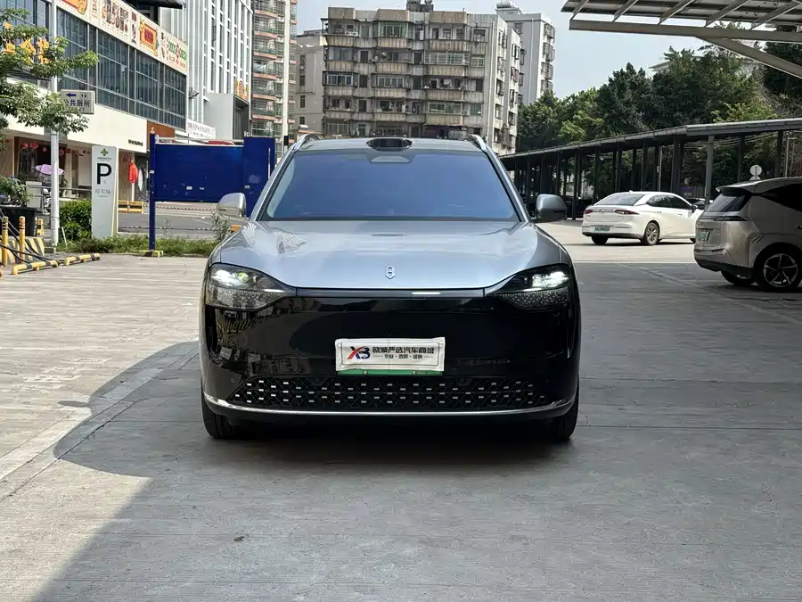 AITO Wenjie M9
