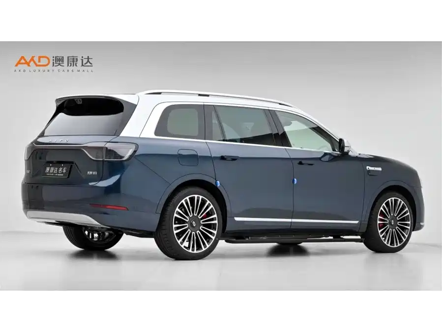 AITO Wenjie M9