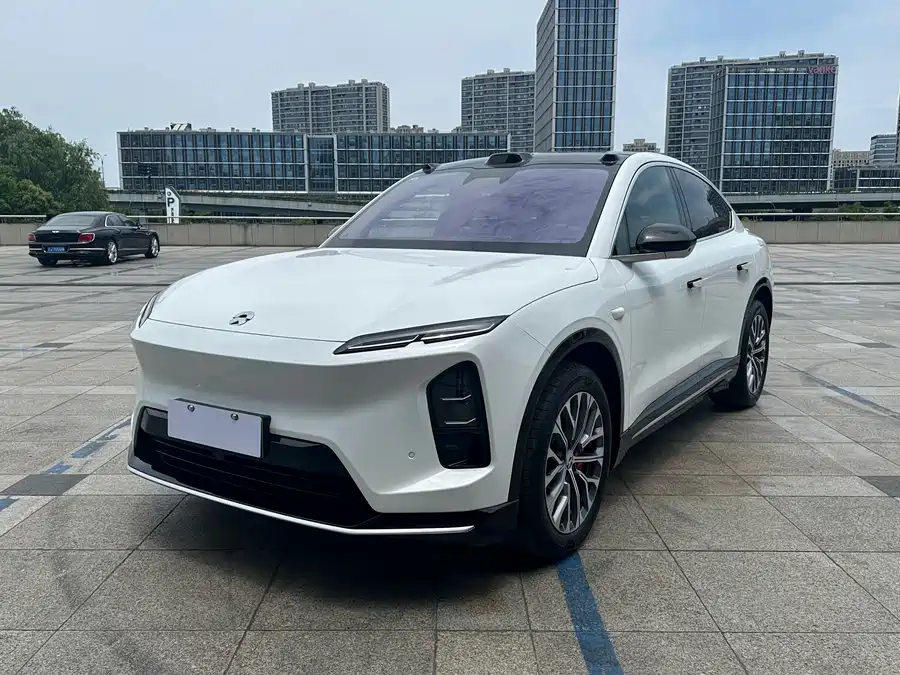 NIO EC6