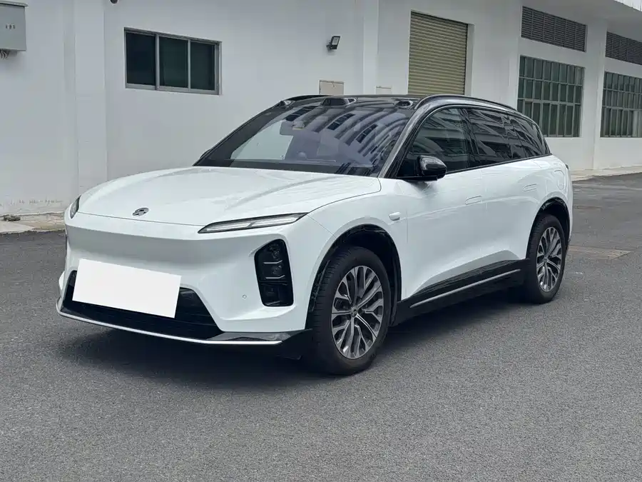 NIO ES6