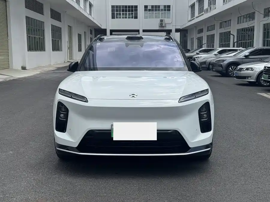 NIO ES6