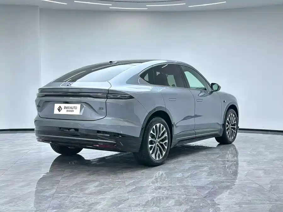 NIO EC6