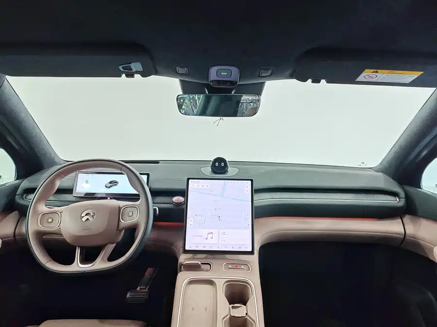 NIO EC6