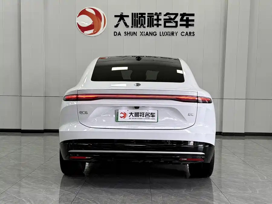 NIO EC6