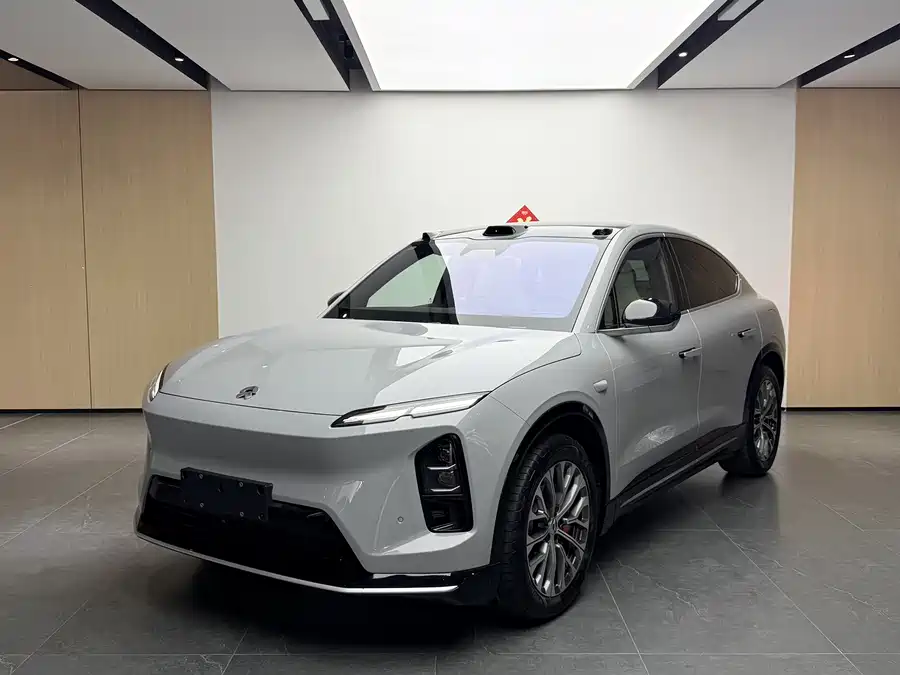 NIO EC6