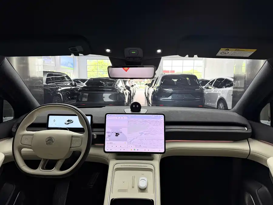 NIO EC6