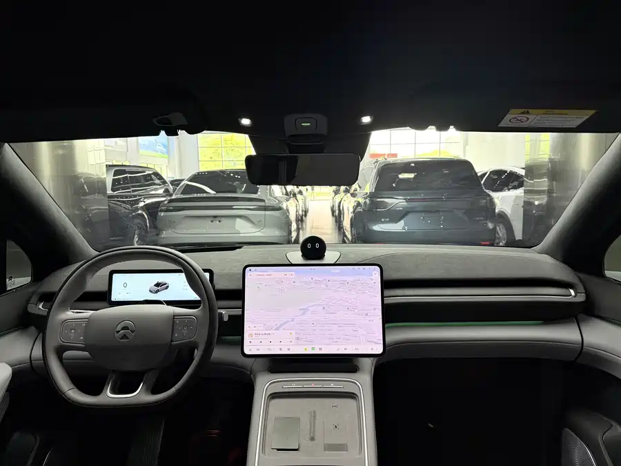 NIO EC6