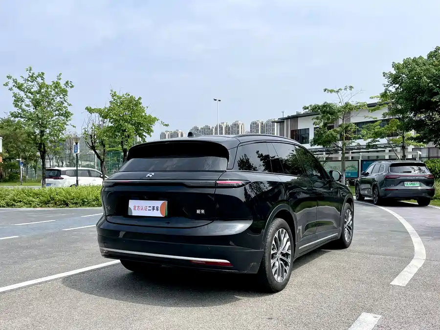 NIO ES6