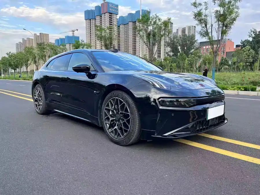 Zeekr 001