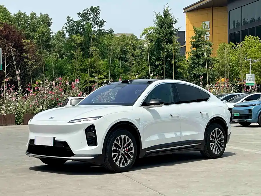 NIO EC6