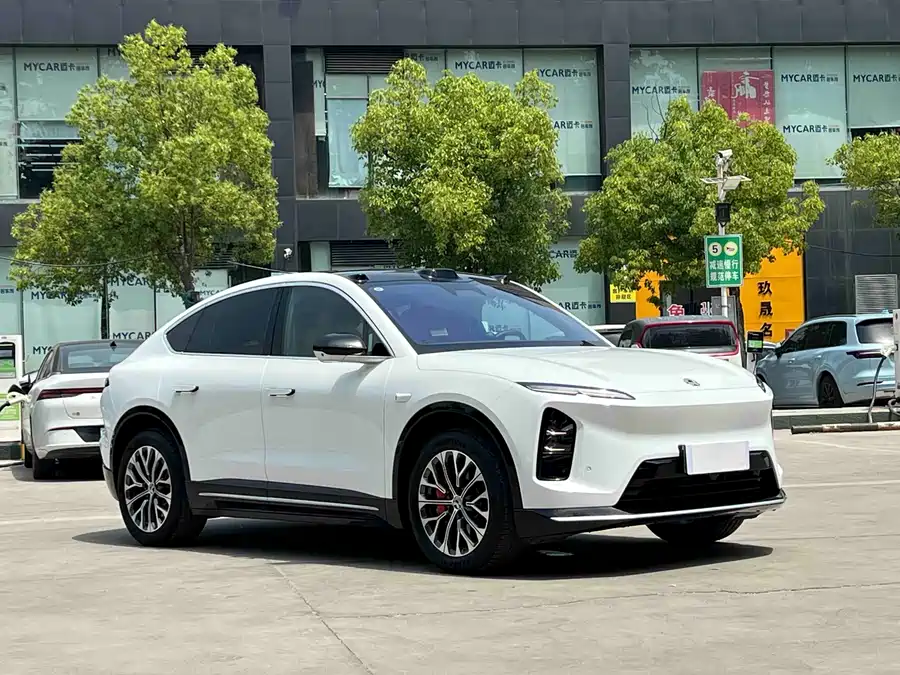 NIO EC6