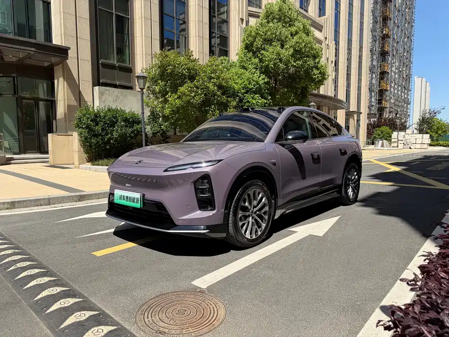 NIO EC6