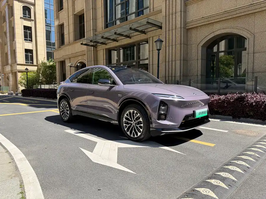 NIO EC6