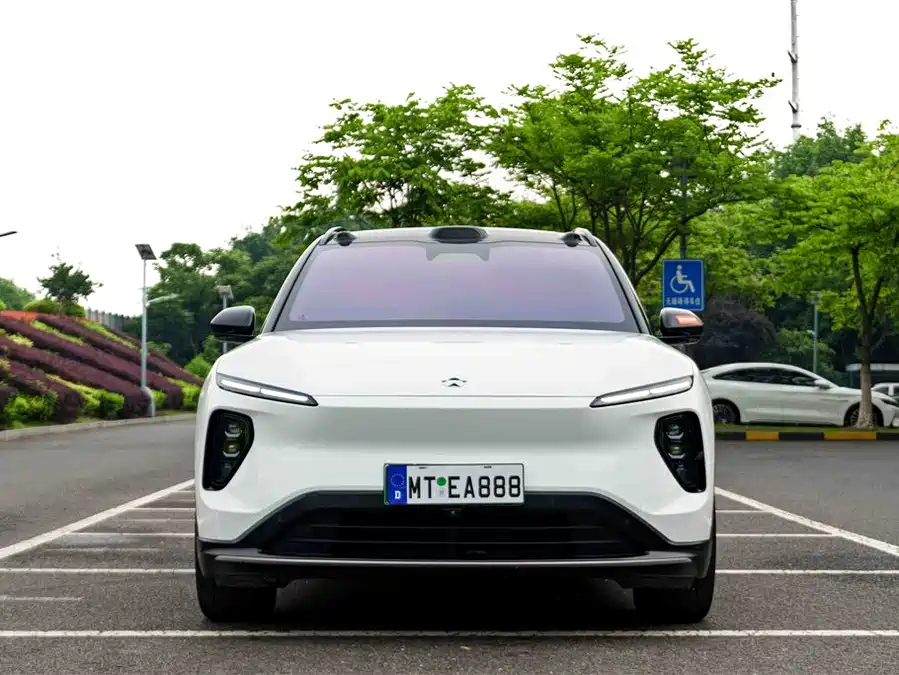NIO ES6
