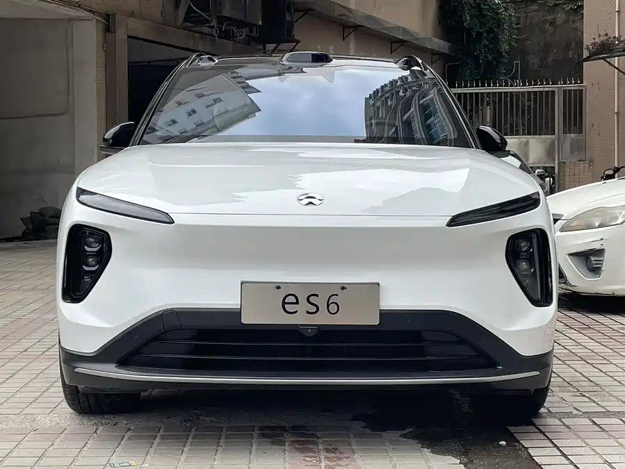 NIO ES6